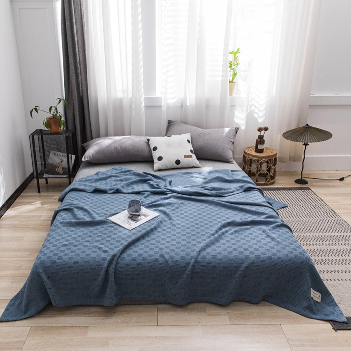 59x39" 100% Cottons Blanket, Soft and Breathable Bed Blanket, Multi-functional Bed Blanket for All Season, Machines Washable Bed Couch for Home Living Room Bedroom Office Travel Blue
